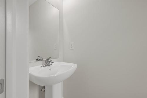 Main floor powder room - 11 Linden Park Lane, Hamilton, ON - Indoor Photo Showing Bathroom