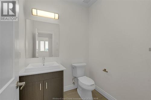 1900 6Th Concession #409, Lasalle, ON - Indoor Photo Showing Bathroom