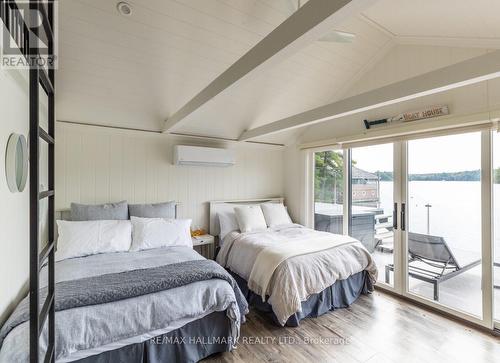 10 Misty Morn Road S, Seguin, ON - Indoor Photo Showing Bedroom