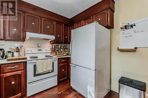 5824 Sixth Line E, Guelph/Eramosa, ON - Indoor Photo Showing Kitchen