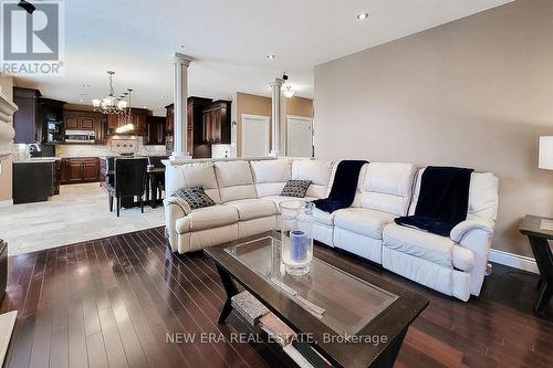 85 Paige Street, Kitchener, ON - Indoor Photo Showing Living Room