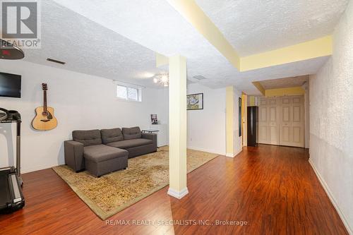 204 Country Club Drive, Guelph, ON - Indoor