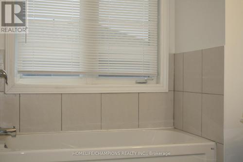 3 Tegan Court E, Loyalist, ON - Indoor Photo Showing Bathroom