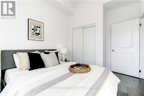 634 - 5055 Greenlane Road, West Lincoln, ON - Indoor Photo Showing Bedroom