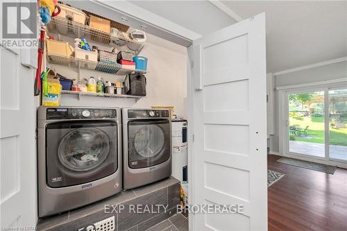 8471 Defore Drive, Lambton Shores, ON - Indoor Photo Showing Laundry Room