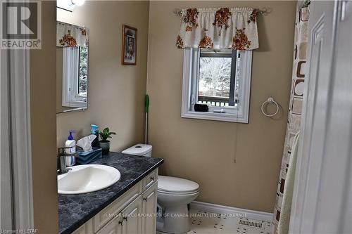 6783 Springfield Road, Malahide, ON - Indoor Photo Showing Bathroom