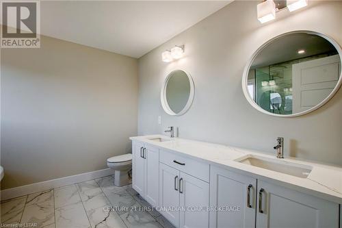 100 Aspen Circle, Thames Centre, ON - Indoor Photo Showing Bathroom