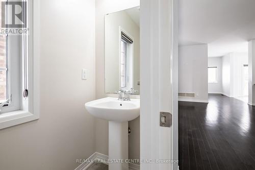 45 Rainey Drive, East Luther Grand Valley, ON - Indoor Photo Showing Bathroom