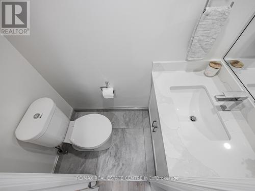 2907 - 3100 Kirwin Avenue, Mississauga, ON - Indoor Photo Showing Bathroom