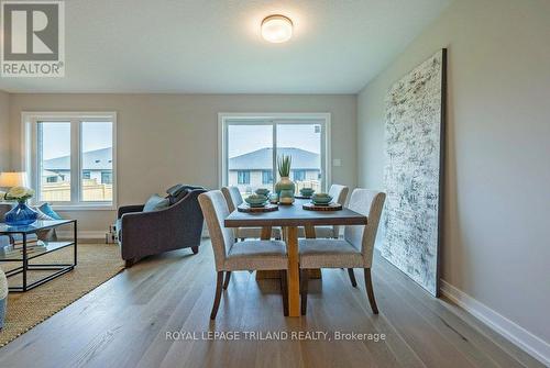 25 Silverleaf Path, St. Thomas, ON - Indoor Photo Showing Dining Room