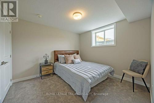 25 Silverleaf Path, St. Thomas, ON - Indoor Photo Showing Bedroom