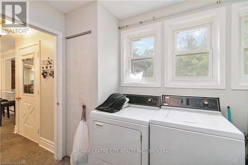30622 Hungry Hollow Road, North Middlesex, ON - Indoor Photo Showing Laundry Room