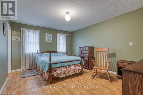 11563 Kerr Road, West Elgin, ON - Indoor Photo Showing Bedroom