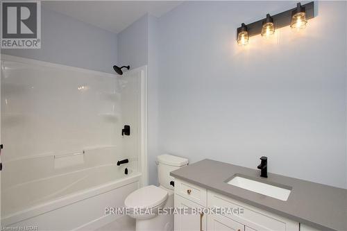 147 Mcleod Street, North Middlesex, ON - Indoor Photo Showing Bathroom