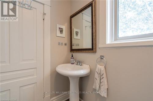 169 Andrew Street, South Huron, ON - Indoor Photo Showing Bathroom