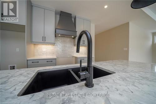 9 Spruce Crescent, North Middlesex, ON - Indoor Photo Showing Kitchen With Double Sink