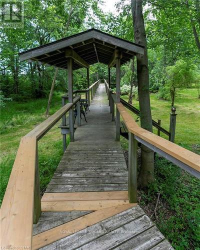 Imported from itso - 9255 Old Street Line, Chatham-Kent (Blenheim), ON - Outdoor With Deck Patio Veranda