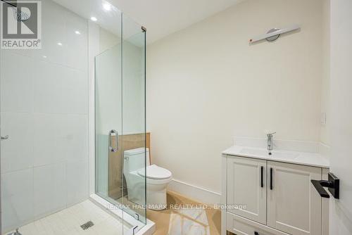 69 Aurora Heights Drive S, Aurora, ON - Indoor Photo Showing Bathroom