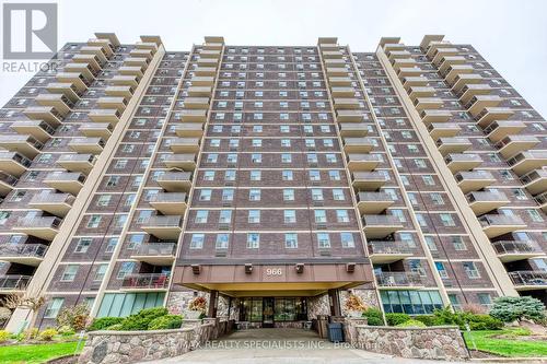 905 - 966 Inverhouse Drive, Mississauga, ON - Outdoor With Balcony With Facade
