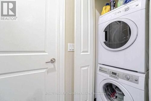 305 - 55 Yorkland Boulevard, Brampton, ON - Indoor Photo Showing Laundry Room