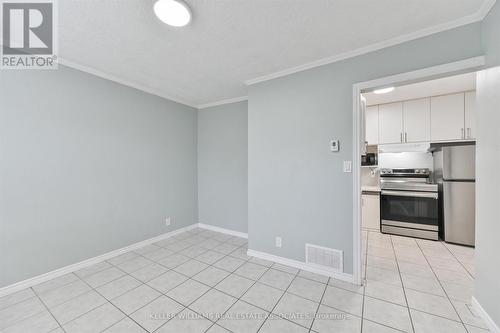 20 East Drive, Toronto, ON - Indoor Photo Showing Kitchen