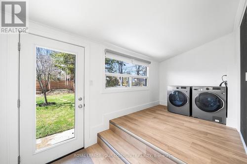 70 Fifth St, Toronto, ON - Indoor Photo Showing Laundry Room