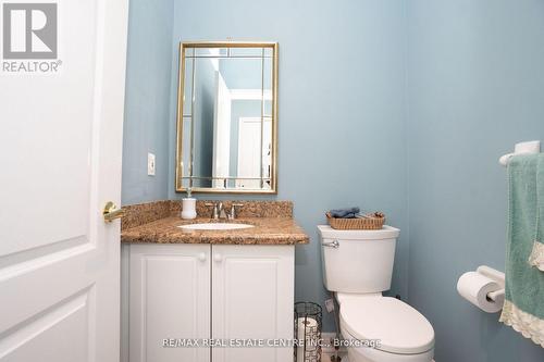 46 Strawberry Hill Court, Caledon, ON - Indoor Photo Showing Bathroom
