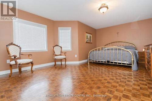 46 Strawberry Hill Court, Caledon, ON - Indoor Photo Showing Bedroom