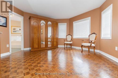 46 Strawberry Hill Court, Caledon, ON - Indoor Photo Showing Other Room