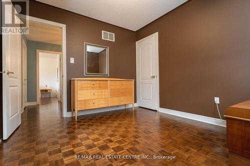 46 Strawberry Hill Court, Caledon, ON - Indoor Photo Showing Other Room