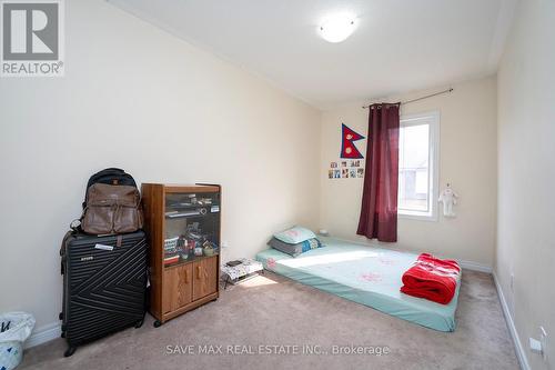 48 Cedar Lake Crescent, Brampton, ON - Indoor Photo Showing Bedroom