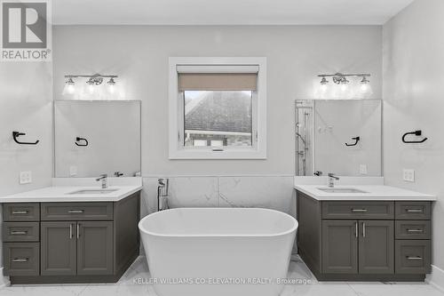 19 Byers Street, Springwater, ON - Indoor Photo Showing Bathroom