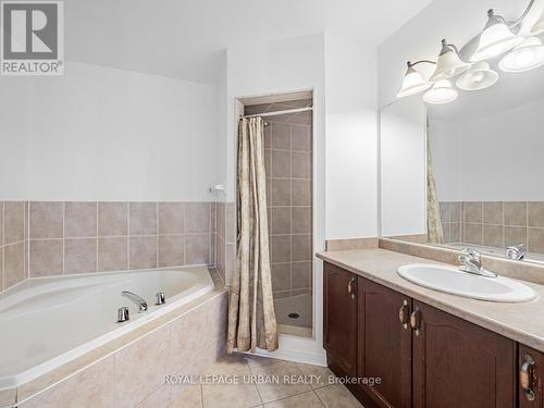 6 Sheldon Drive, Ajax, ON - Indoor Photo Showing Bathroom