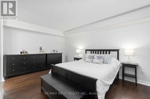 301 - 3233 Eglinton Avenue E, Toronto, ON - Indoor Photo Showing Bedroom