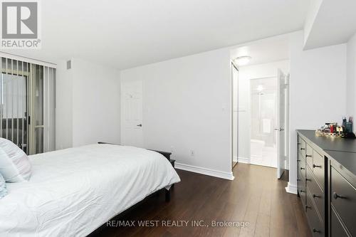 301 - 3233 Eglinton Avenue E, Toronto, ON - Indoor Photo Showing Bedroom