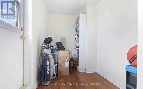 618 - 75 Weldrick Road E, Richmond Hill, ON - Indoor Photo Showing Other Room