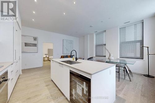 201 - 22 Lombard Street, Toronto, ON - Indoor Photo Showing Kitchen With Upgraded Kitchen