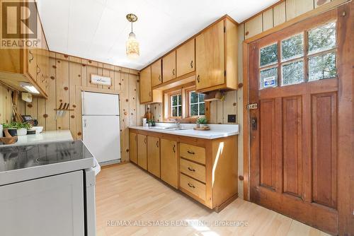 362 County Rd 24, Kawartha Lakes, ON - Indoor Photo Showing Kitchen