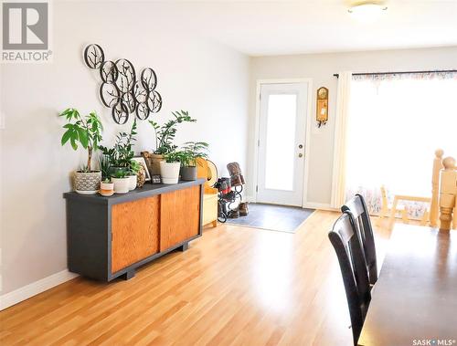 730 5Th Avenue Ne, Swift Current, SK - Indoor Photo Showing Dining Room