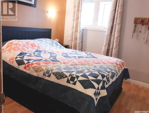 730 5Th Avenue Ne, Swift Current, SK - Indoor Photo Showing Bedroom