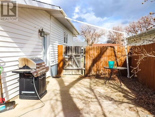 730 5Th Avenue Ne, Swift Current, SK - Outdoor With Deck Patio Veranda