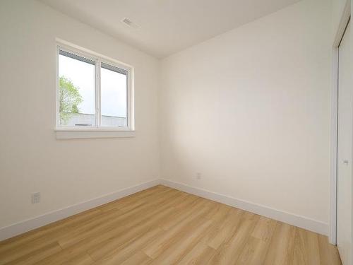 114-2648 Tranquille Rd, Kamloops, BC - Indoor Photo Showing Other Room