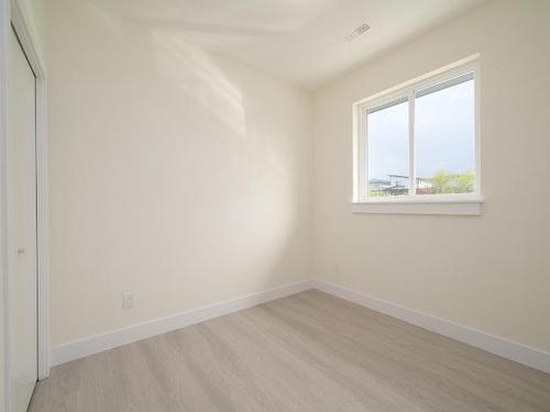 115-2648 Tranquille Rd, Kamloops, BC - Indoor Photo Showing Other Room