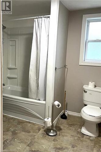 57 Riverside Avenue, South River, ON - Indoor Photo Showing Bathroom