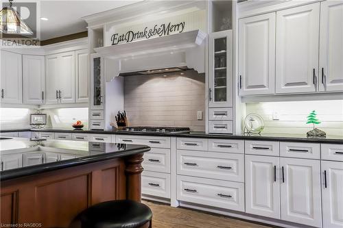 1 Mccannel Lane, Saugeen Shores, ON - Indoor Photo Showing Kitchen With Upgraded Kitchen