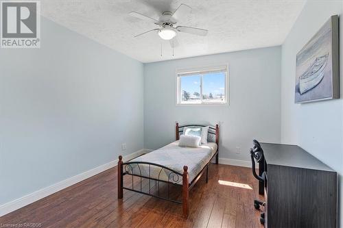 1135 12Th Street E, Owen Sound, ON - Indoor Photo Showing Bedroom