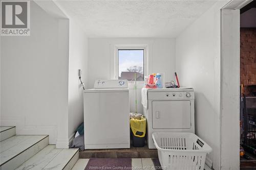 1324 County Road 22, Lakeshore, ON - Indoor Photo Showing Laundry Room