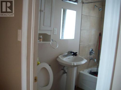 86 Fraser Road, Gander, NL - Indoor Photo Showing Bathroom