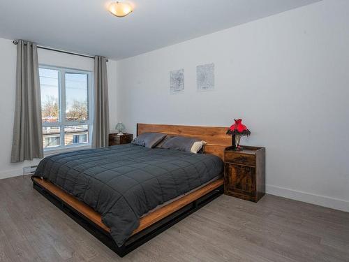 Master bedroom - 211-3685 Rue Fleury E., Montréal (Montréal-Nord), QC - Indoor Photo Showing Bedroom