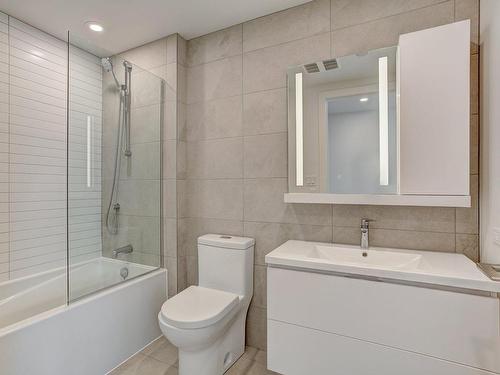 Salle de bains - 2717-1030 Rue De Bleury, Montréal (Ville-Marie), QC - Indoor Photo Showing Bathroom